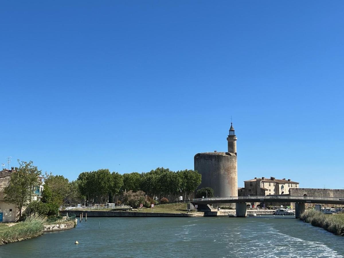 Hotel Le Medieval Aigues-Mortes Exterior foto