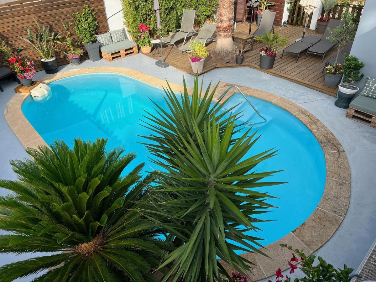 Hotel Le Medieval Aigues-Mortes Exterior foto